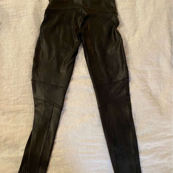 Spanx Faux Leather Moto Leggings - Picture 5 of 6